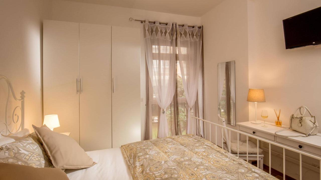 Sweet Rooms Piramide Bed And Breakfast Рим Екстер'єр фото